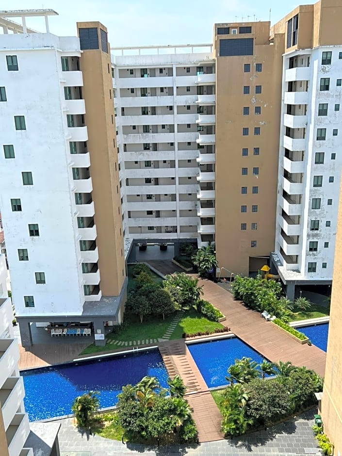D'Wharf Hotel & Serviced Residence
