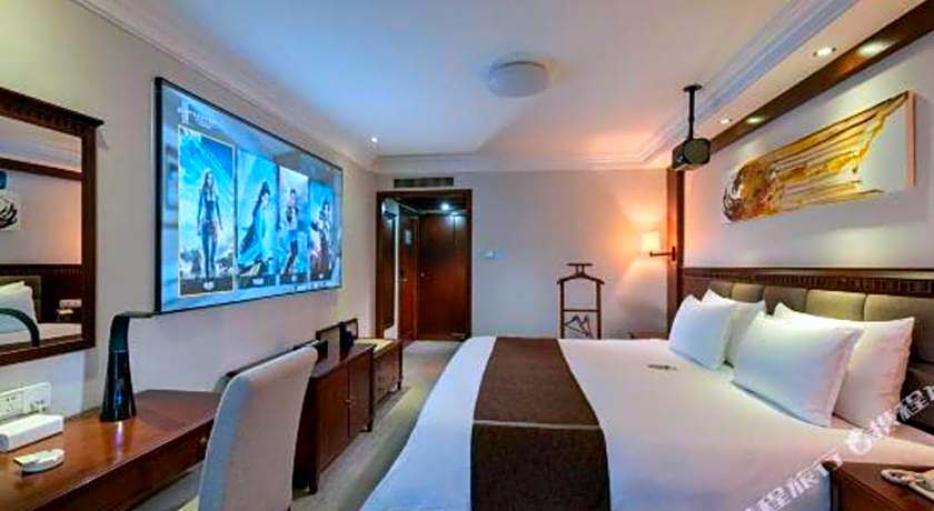 Gold Source Sunshine Hotel