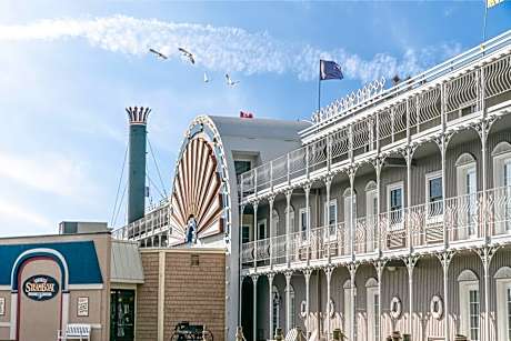 Fulton Steamboat Inn