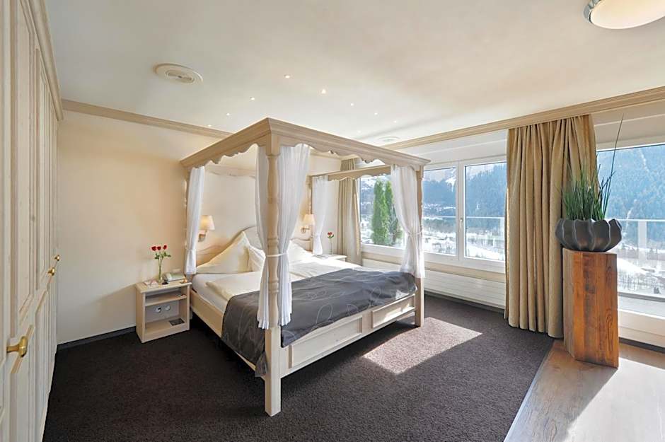 Photo 1 of 13 of Suite