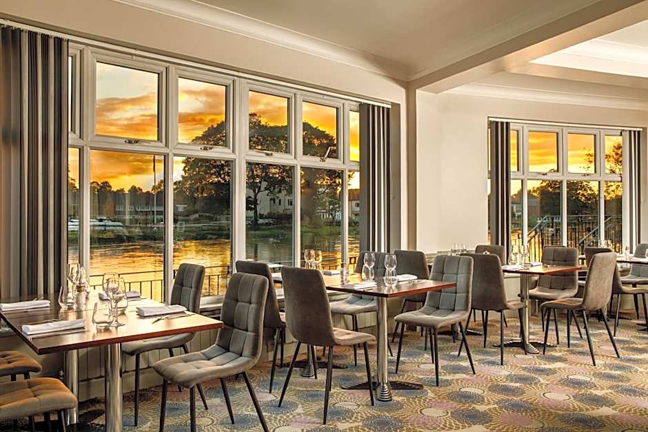 Sunday London Staines-upon-Thames Heathrow T5