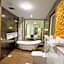 Hotel Crown Inn