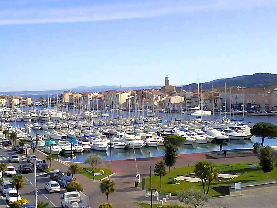 ibis Martigues Centre