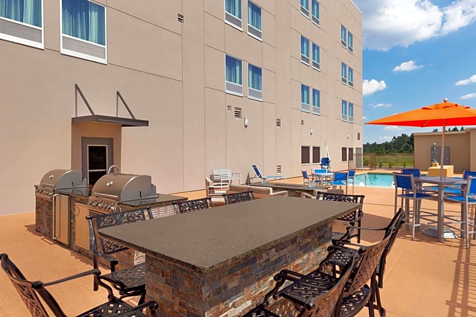 La Quinta Inn & Suites by Wyndham Brunswick/Golden Isles