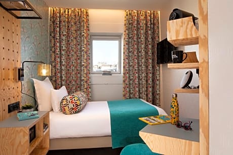 Small Single Room