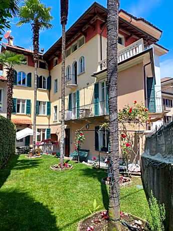 Casa Lari Stresa