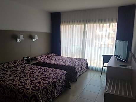 Double or Twin Room with Pool View