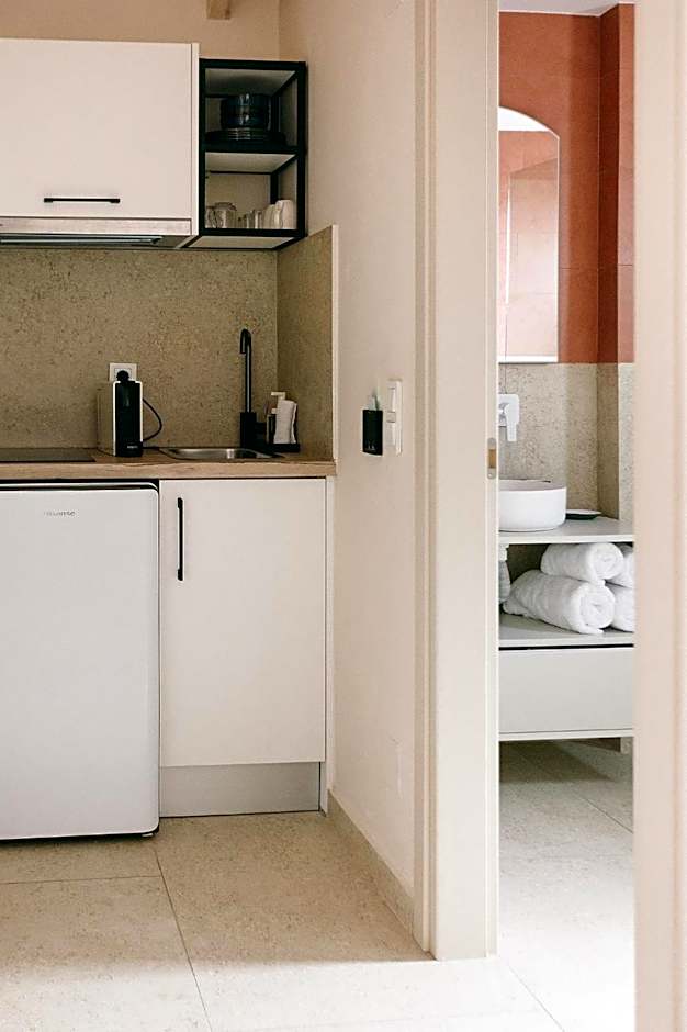 Limeria studios & maisonettes