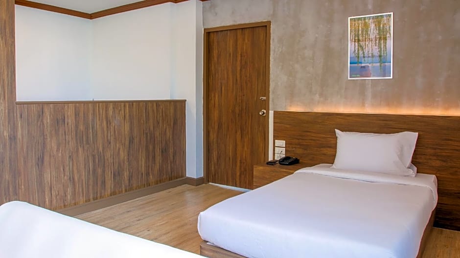 B2 Nakhon Si Thammarat Premier Hotel