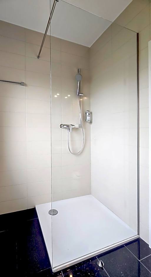 Alembra - Hotel zur Moselbrücke