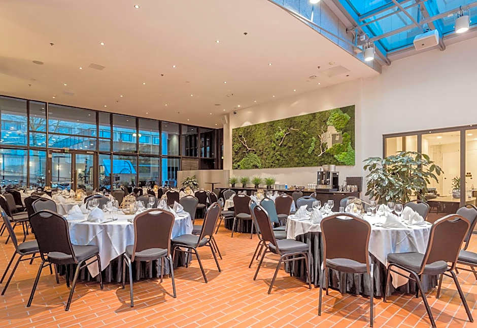 Crowne Plaza Helsinki By IHG