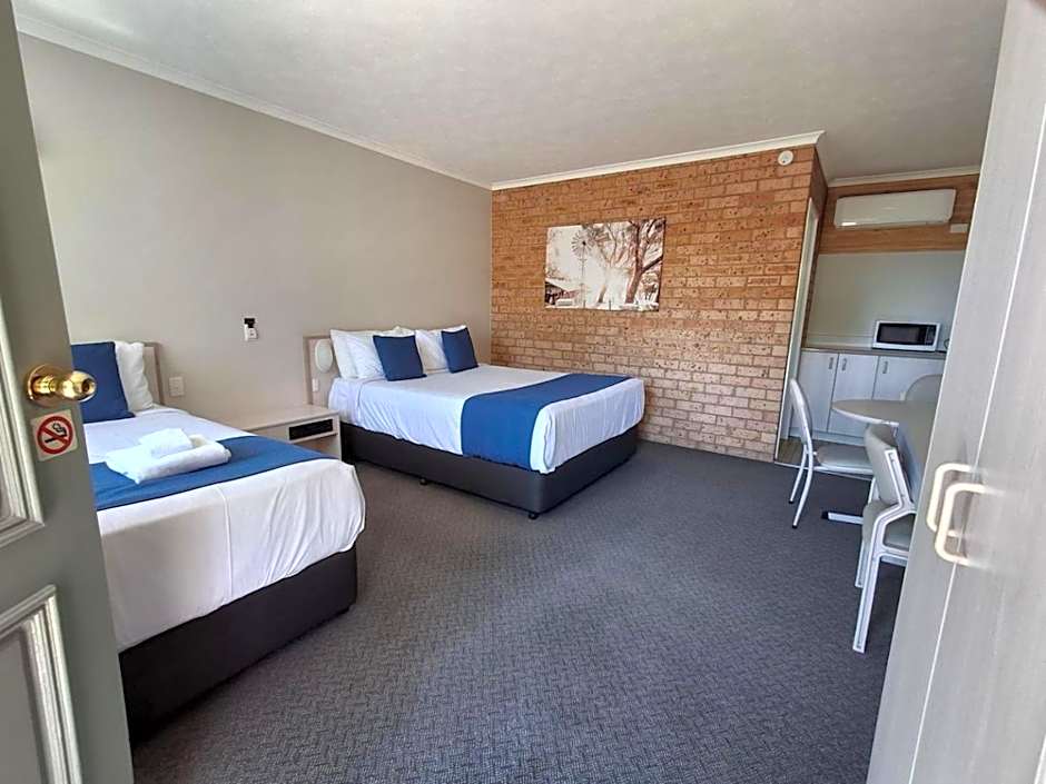 Blue Diamond Motor Inn