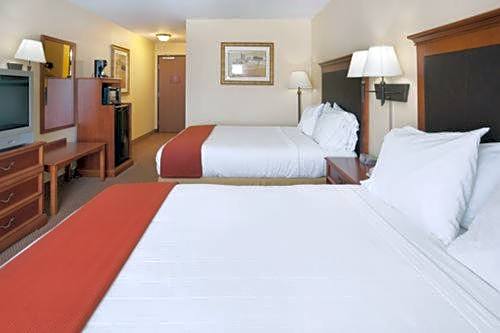 Holiday Inn Express Hotel & Suites Laredo-Event Center Area By IHG