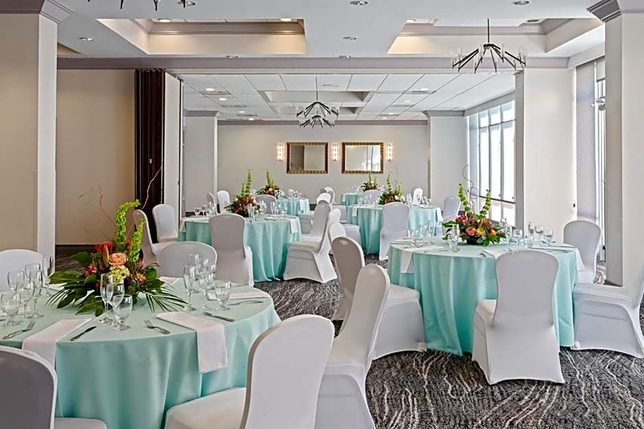 Crowne Plaza Melbourne-Oceanfront By IHG