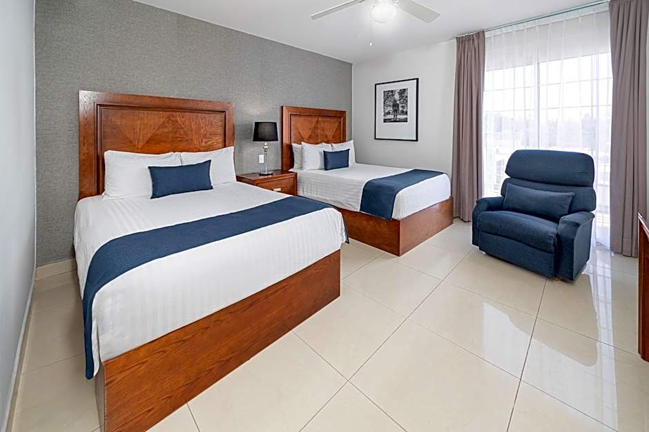 Hotel Suites México Plaza León Campestre
