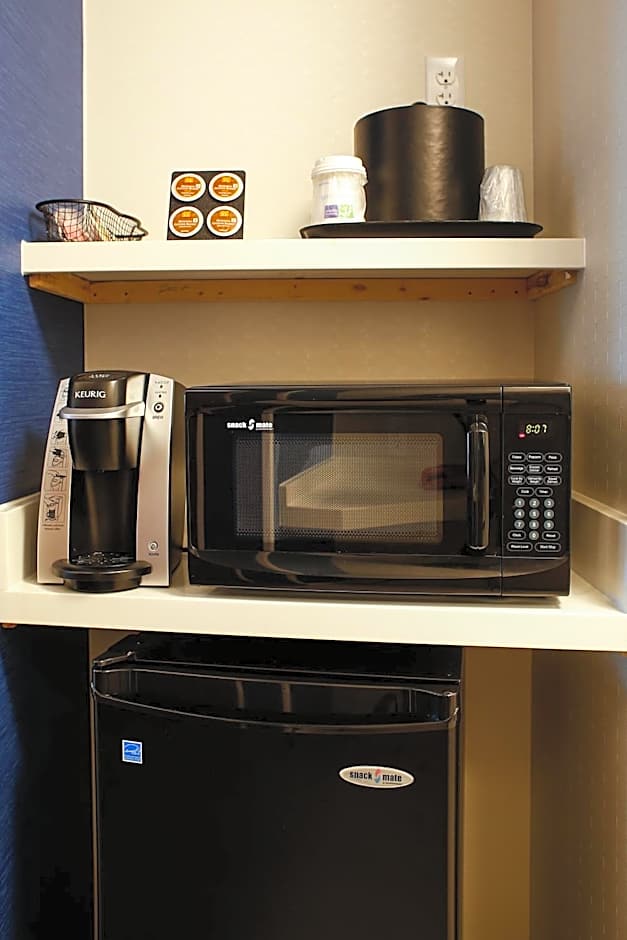 Holiday Inn Express & Suites Louisville Downtown By IHG