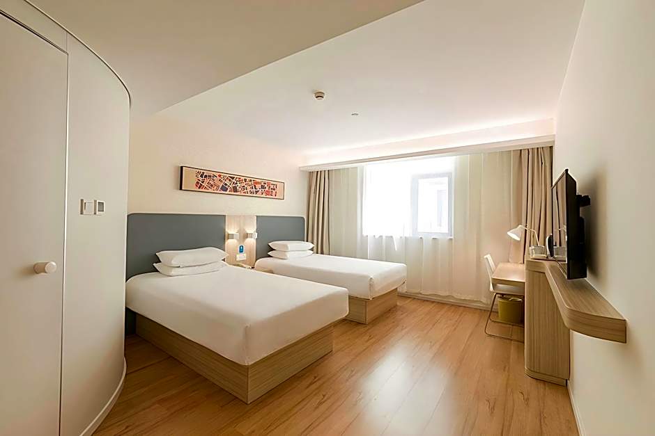 Hanting Hotel Changshu Wanda Plaza