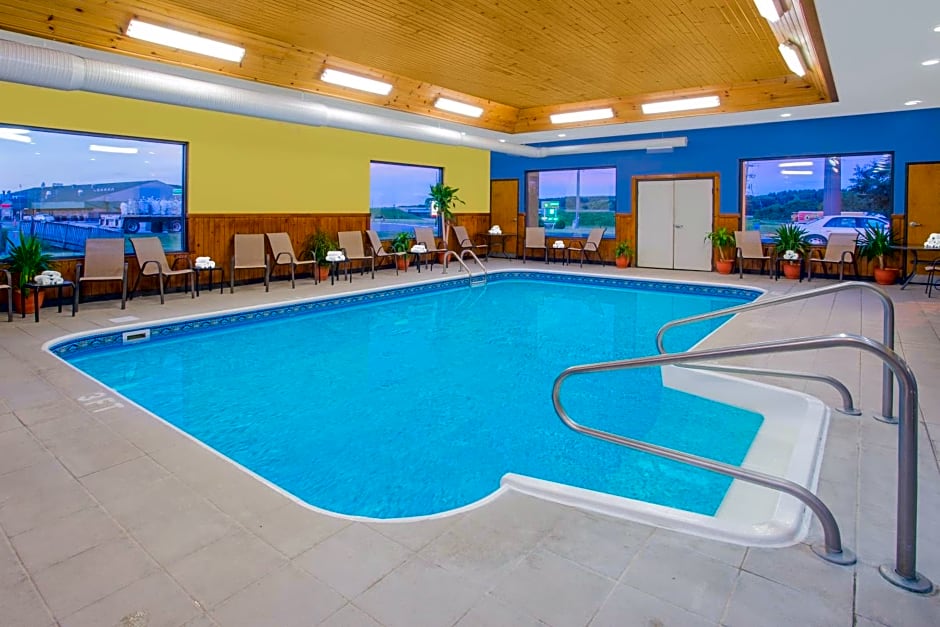 Days Inn by Wyndham Portage