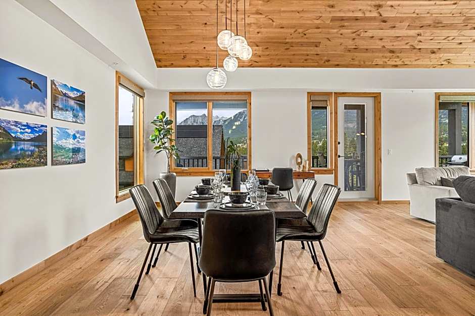 Spring Creek Luxury - managed by Little Sister Getaways