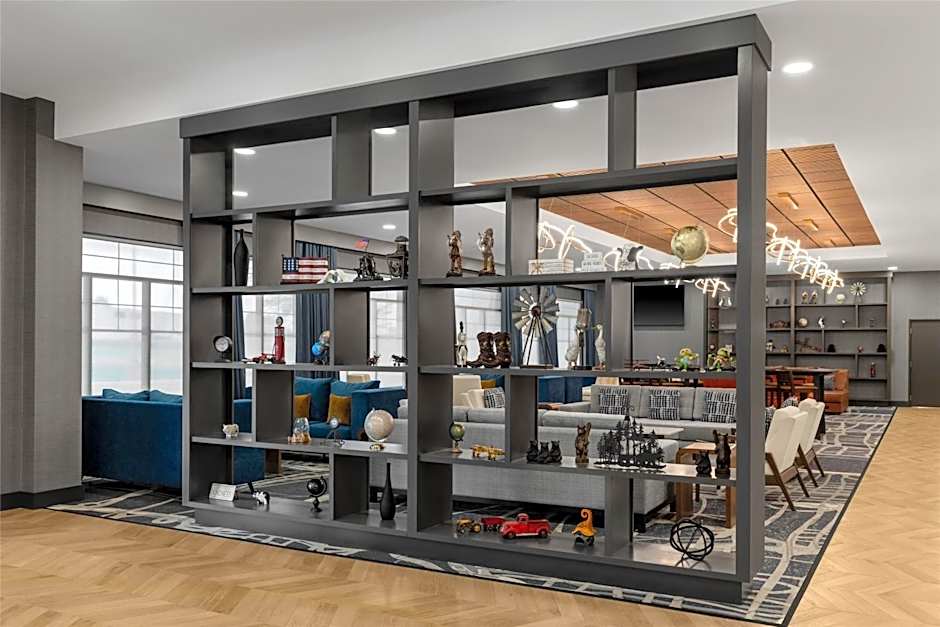 DoubleTree by Hilton Owatonna