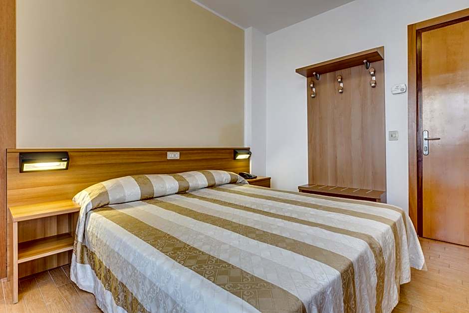 Hotel Ambassador