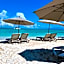 Cuxos Hotel Beachfront
