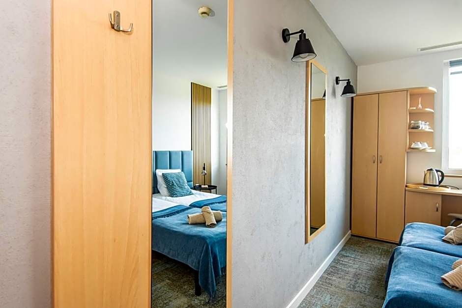 Sapphire Hotel Room Poznan