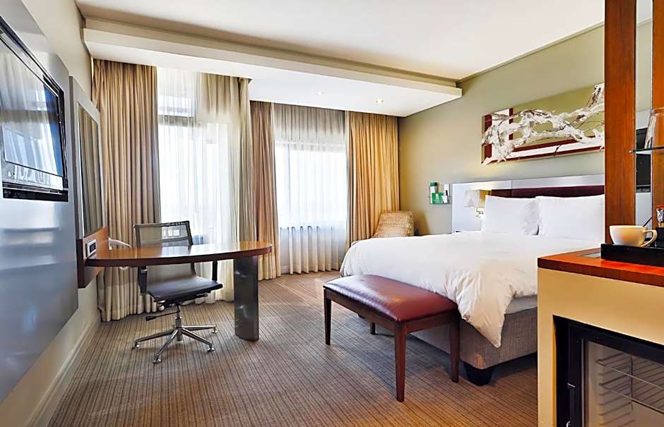 Holiday Inn Johannesburg-Rosebank By IHG