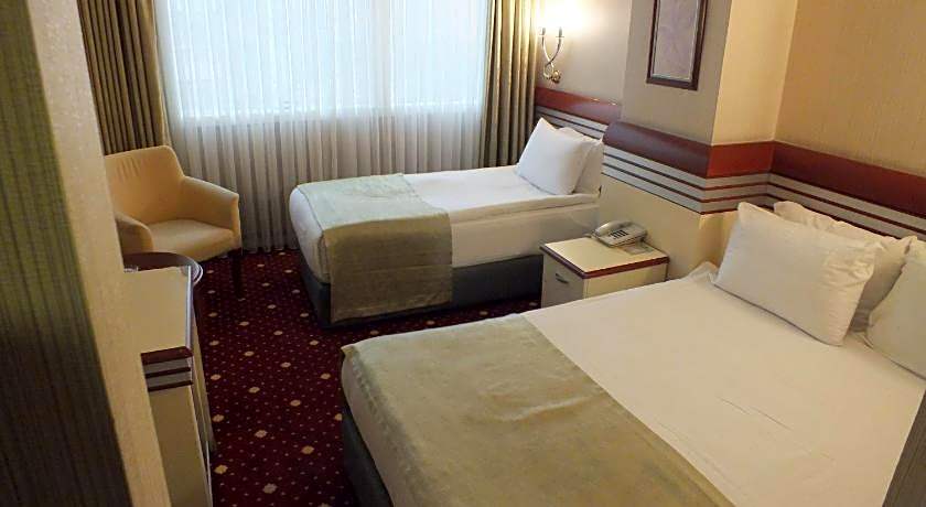 Akar International Hotel