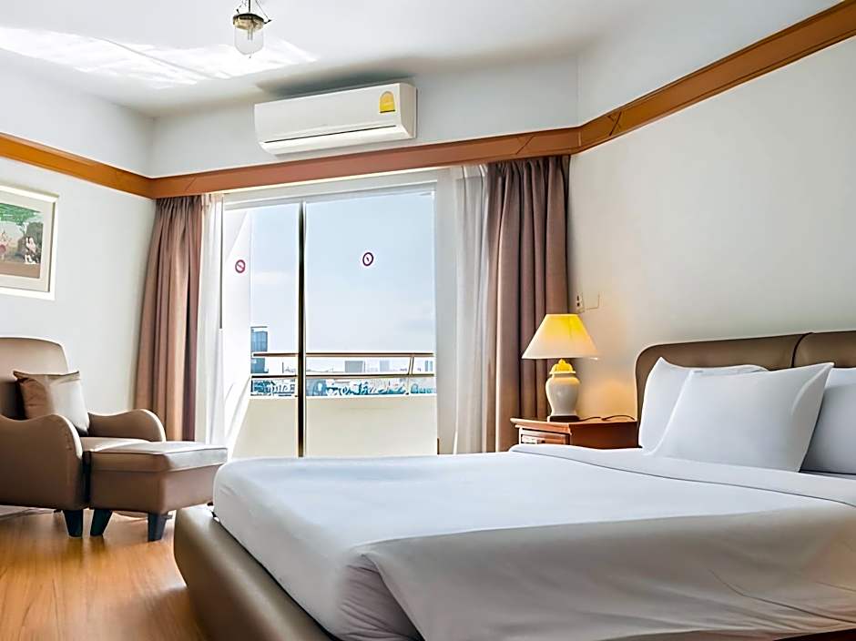 Mark Land Seaside Pattaya