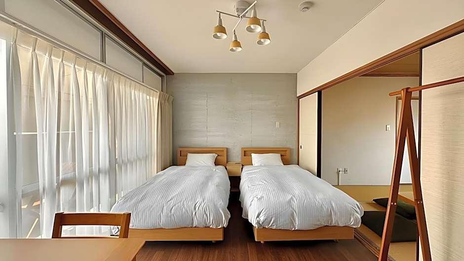 TRAVEL&BOOK HOTEL HULATONCABIN TAKAMATSU
