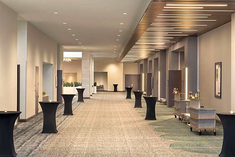 Embassy Suites By Hilton Denton Convention Center