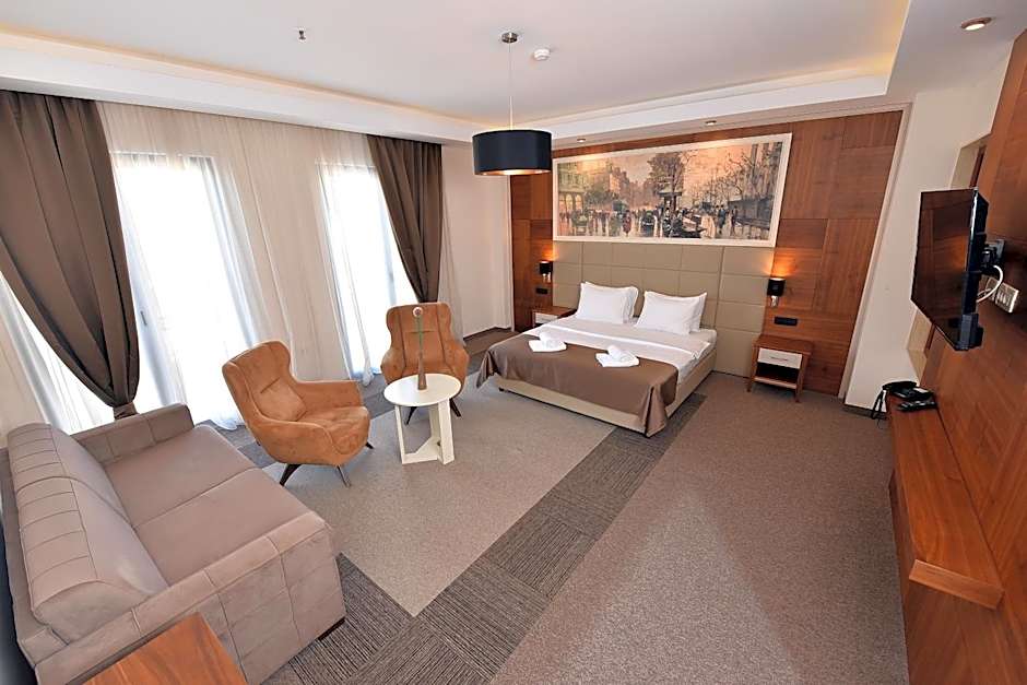 Hotel Lazaro