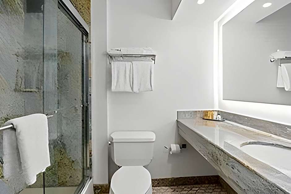 Woodcliff Hotel And Spa