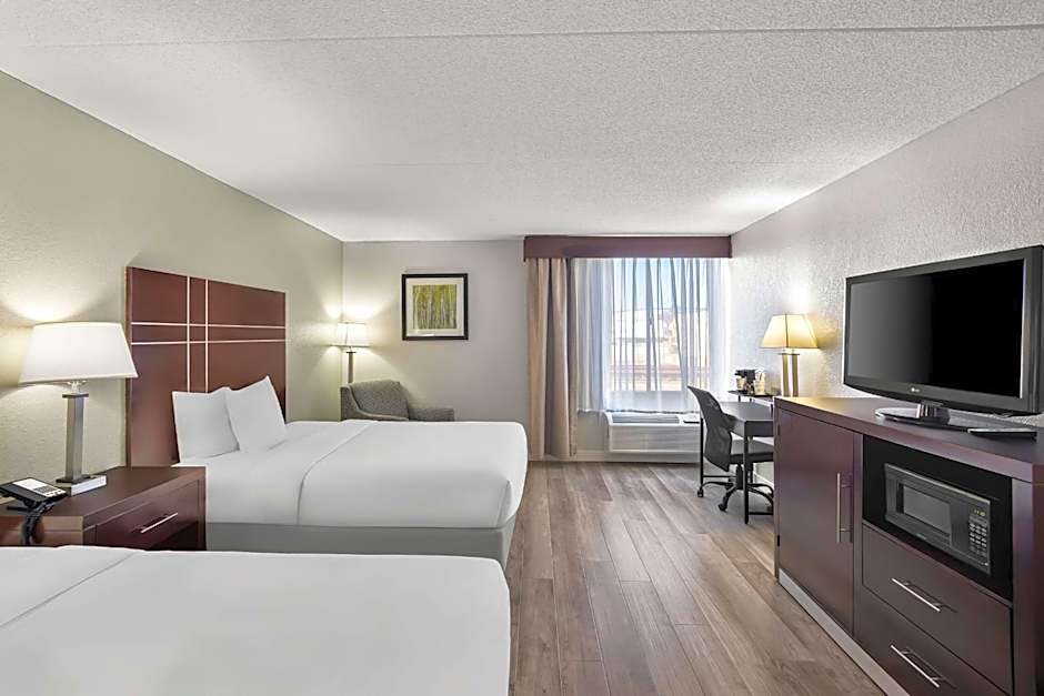 Best Western Luxbury Inn-Fort Wayne