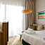Larnaca LIV & CO Suites