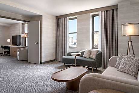 Executive Suite, 1 Bedroom Connecting Suite, 1 King