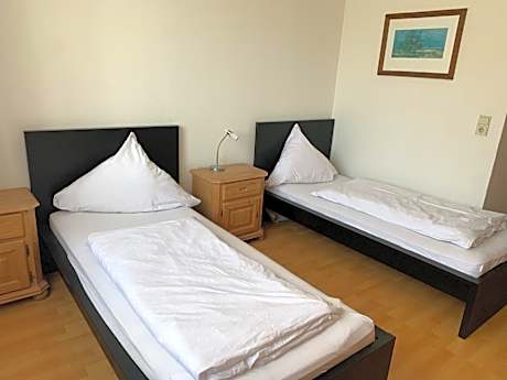 Comfort Triple Room with Shower