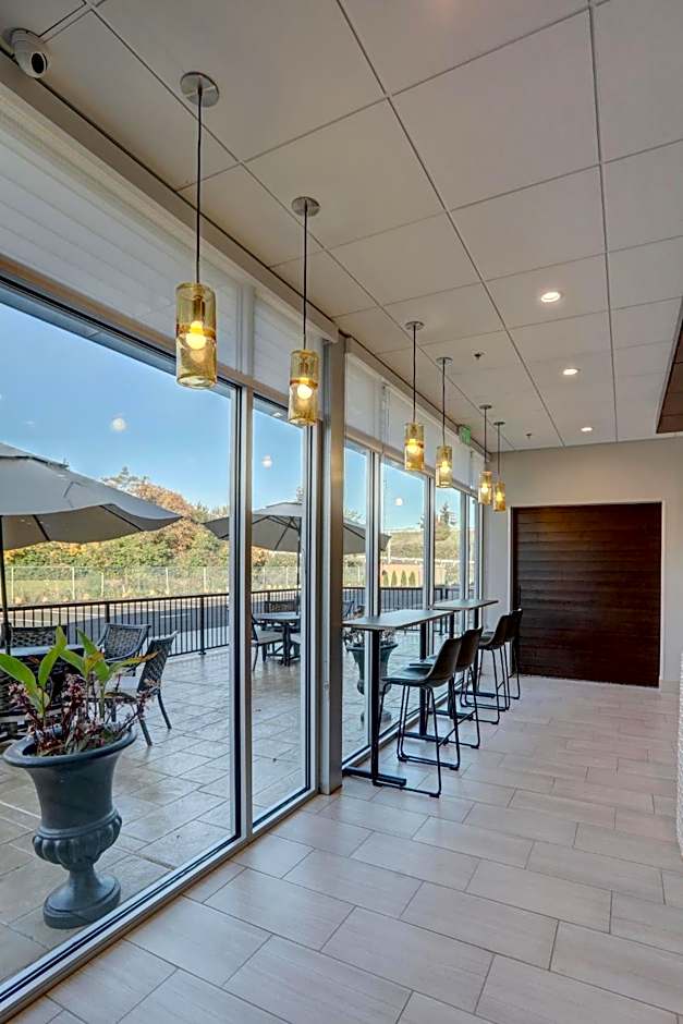 Holiday Inn Express And Suites Auburn Downtown By IHG