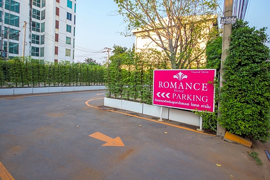 Romance Hotel Srinakarin