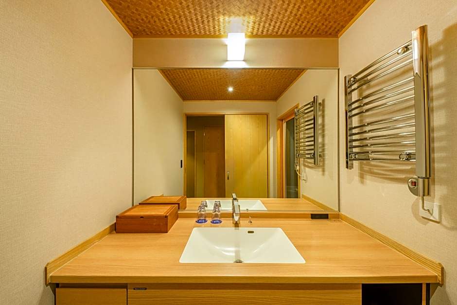 Nagi Kyoto Shijo