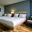 AC Hotel by Marriott Honolulu