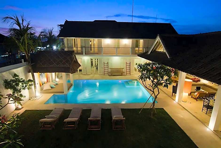 Villa Seminyak 6 Bedrooms