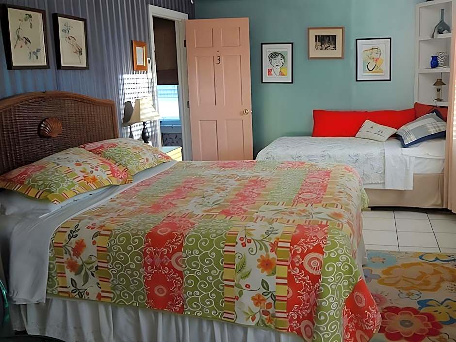 The Henry Collins Inn