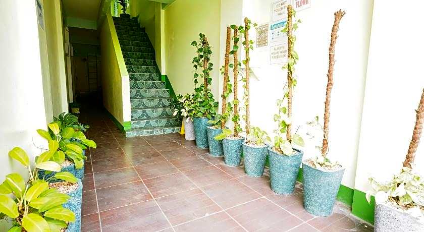 RedDoorz @ D128 Lodge Cagayan Valley