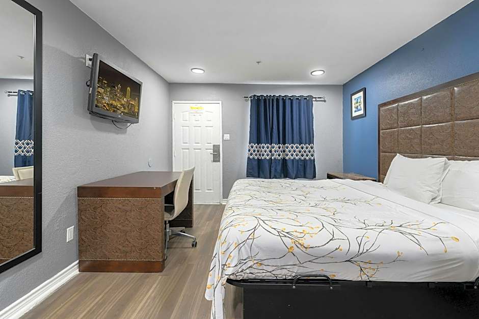 Golden Inn Dallas by Hotel O