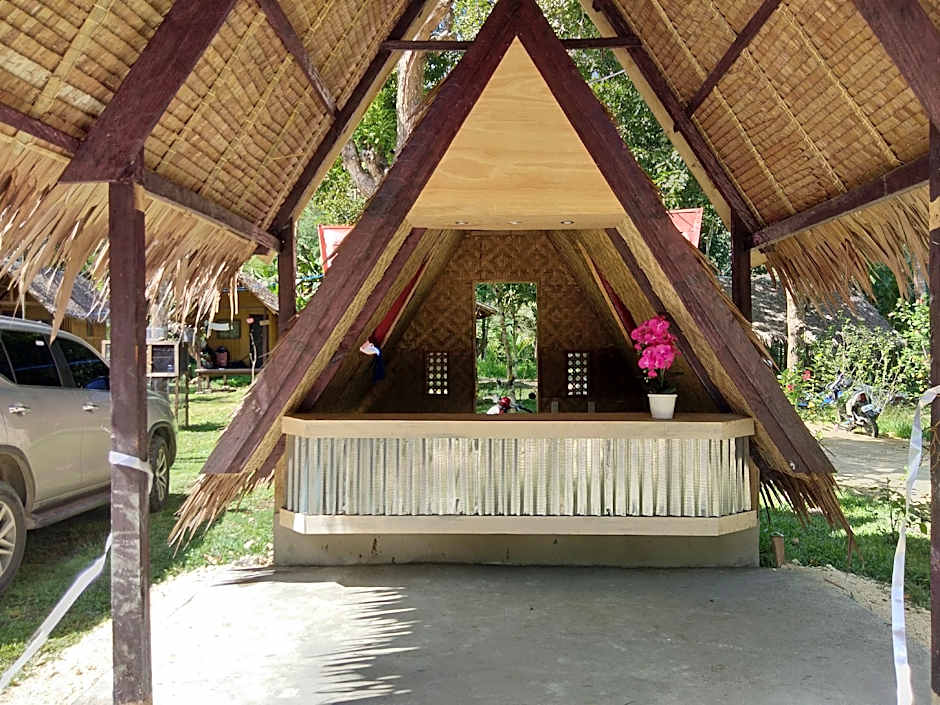 Loboc Nipa Hut Village