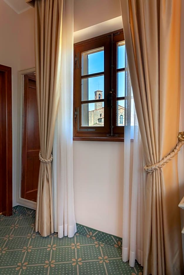 Hotel Villa San Lucchese