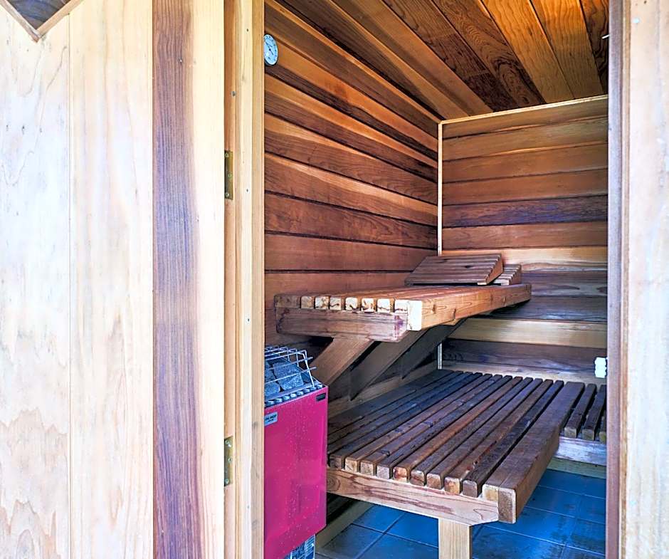 Loba Luna Bed & Breakfast