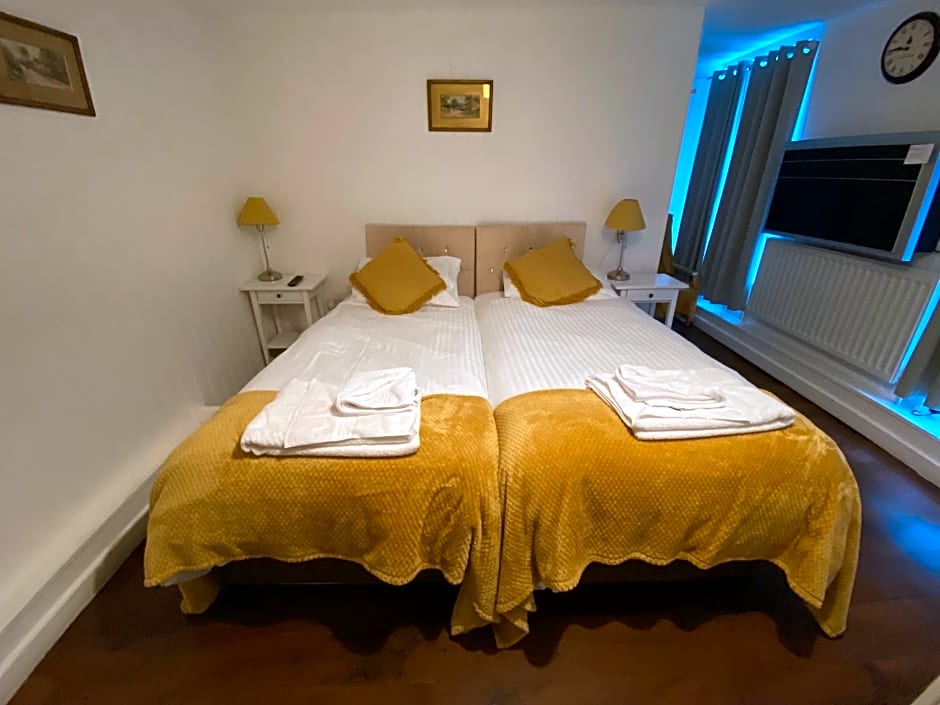 The Wheatsheaf Hotel